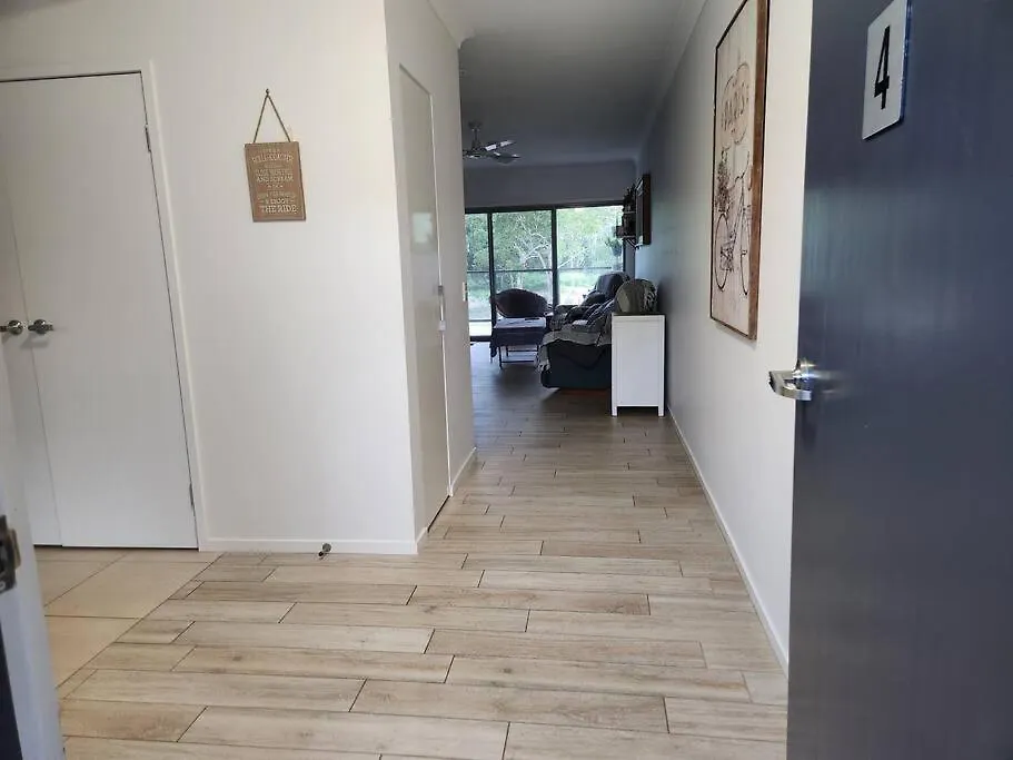 Apartamento A Quiet Unit Overlooking A Reserve Petrie